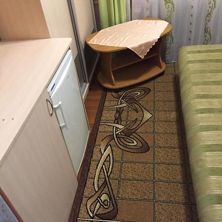 Мини-Квартира Smart-2 Mc-Donald'S Іванни Блажкевич-2 Ternópil Exterior foto